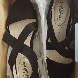 Womens Shoes