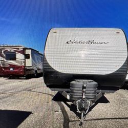 New 2024 EDDIE BAUER 251 BUNKHOUSE