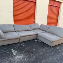 Modular Sectional Couch (FREE DELIVERY)