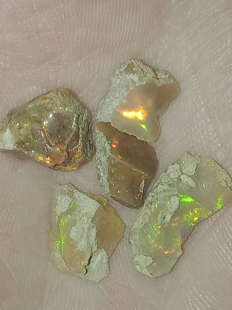 10ctw Natural Ethiopian Fire Opal 8mm Pieces 