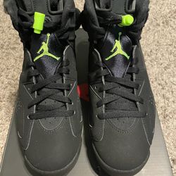 Air Jordan Retro 6 Black/Volt Green Size 9 M