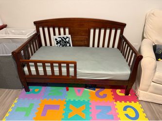 Toddler Bed - Good condition