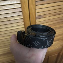 Louis Vuitton LV Initiales Reversible Belt