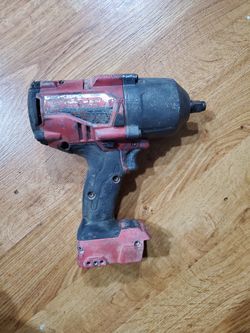 Milwaukee m18 Fuel 1/2 Impact 