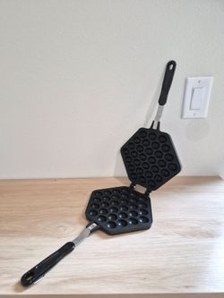Bubble egg waffle maker
