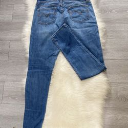 Levi’s Size 7