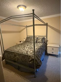 Bedroom set
