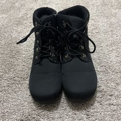 Extra Wide Propel Black Boots