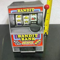 MAQUINITA DE JUGAR DE METAL DISEÑO ALCANCIA