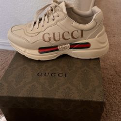 Gucci Shoes 