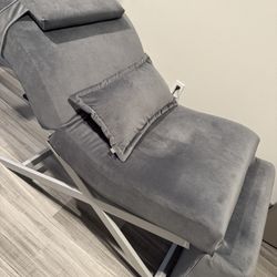 Esthetician Bed