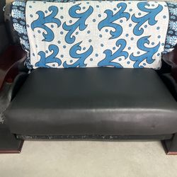 Loveseat 