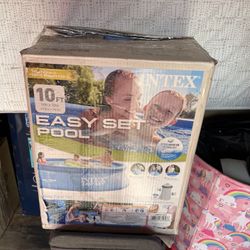 Pool 10ftx30in