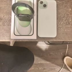 I Phone 15 And Apple Watch