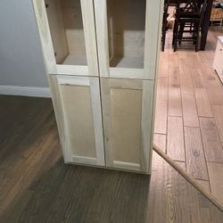 Mueble De Madera ,Mide 54 De Alto 28 De Largo Y 13 De Ancho