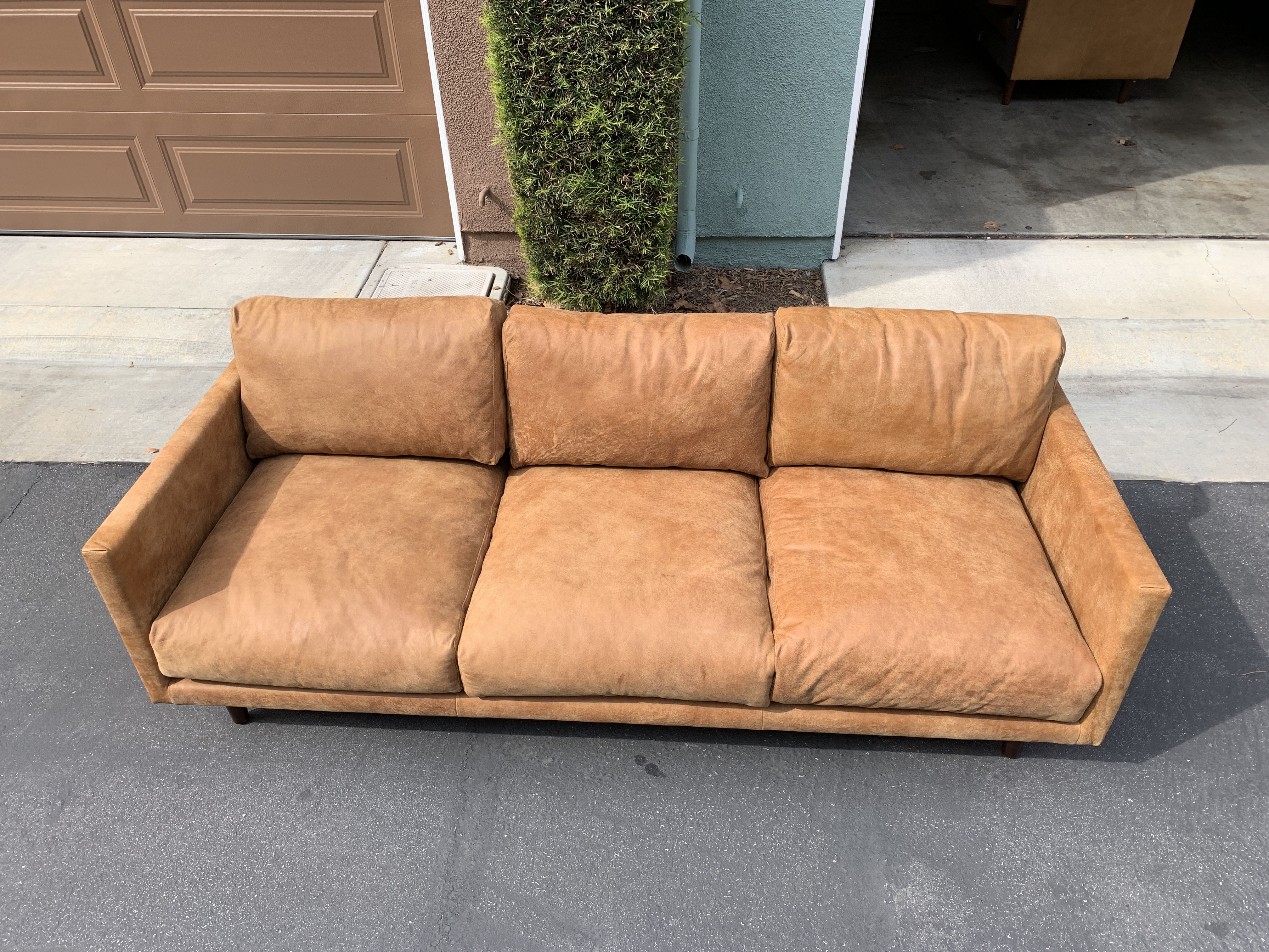 Nirvana dakota 2024 tan corner sectional