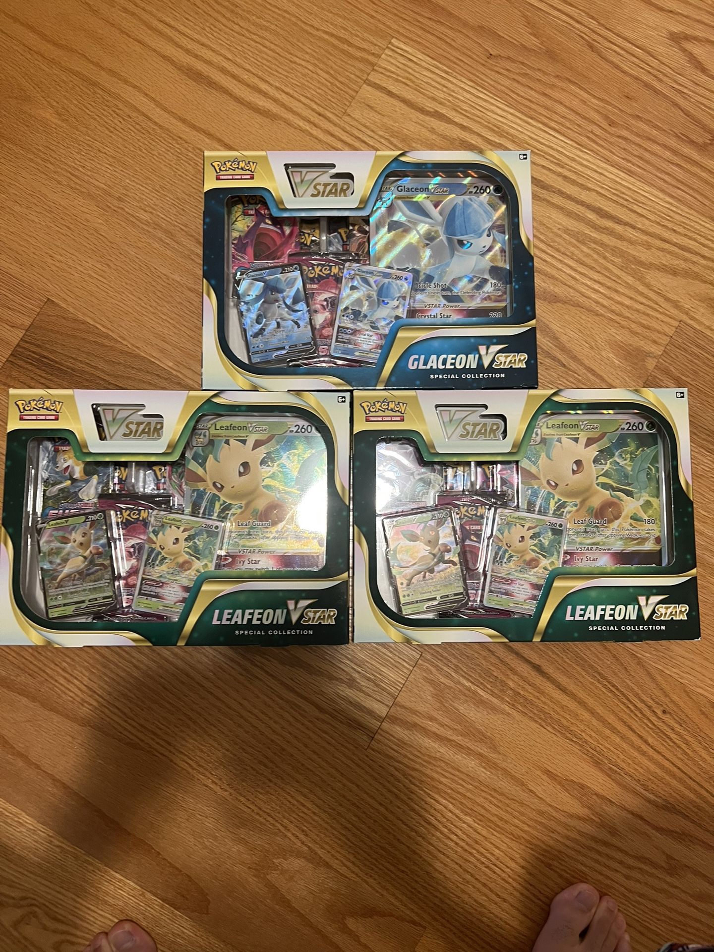 Pokemon Leafeon & Glaceon VSTAR Special Collection