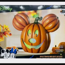 Mickey Mouse Halloween Pumpkin 