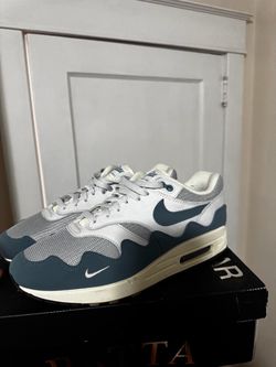 Nike air max