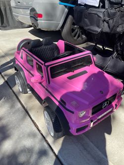 Pink G Wagon children’s battery powered ride on