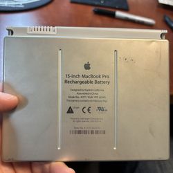 MacBook Pro 15” - Rechargeable Battery 