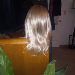 Blond Nice Wig