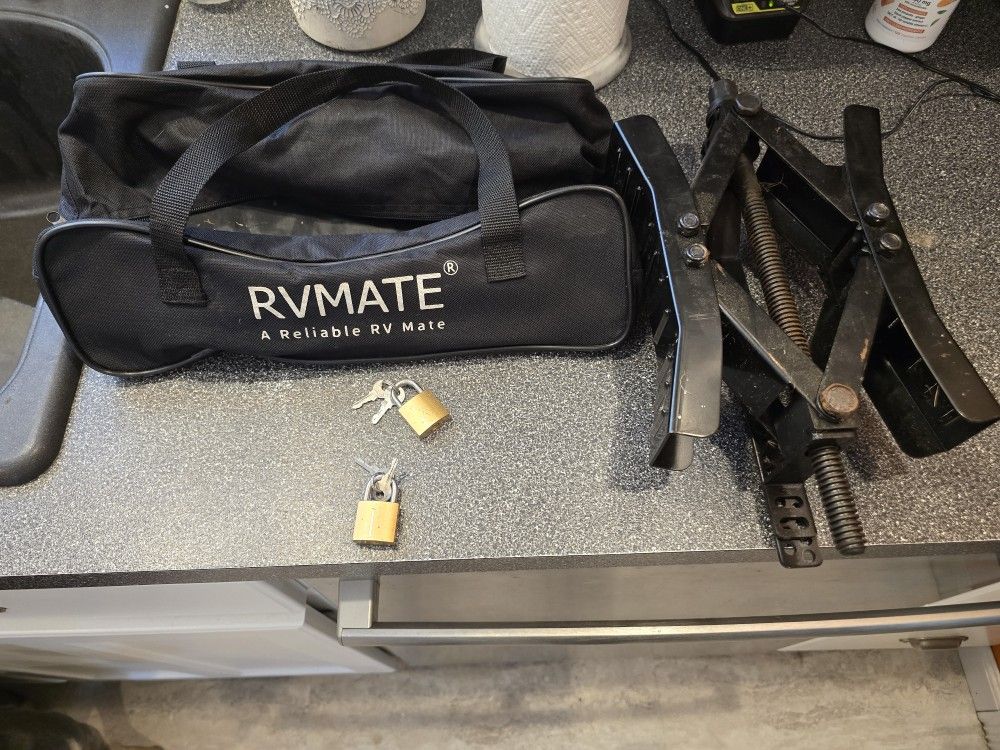 Rv Mate Wheel Chocks 
