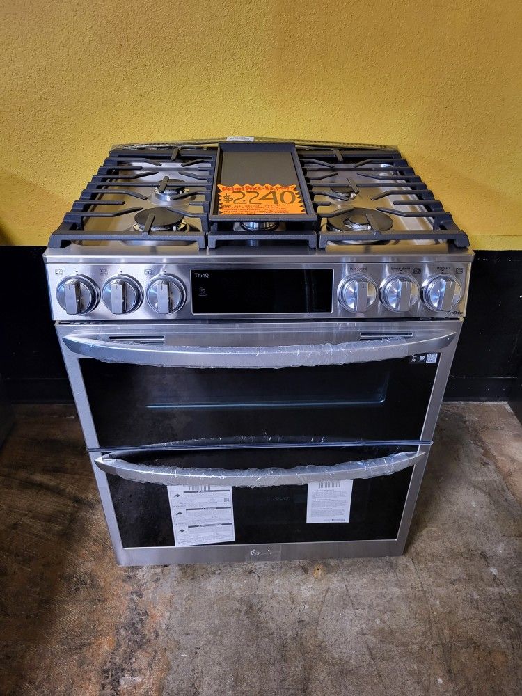 New LG ThinQ 5 Burner Double Oven Gas Slide In Stove With Air Fry 30