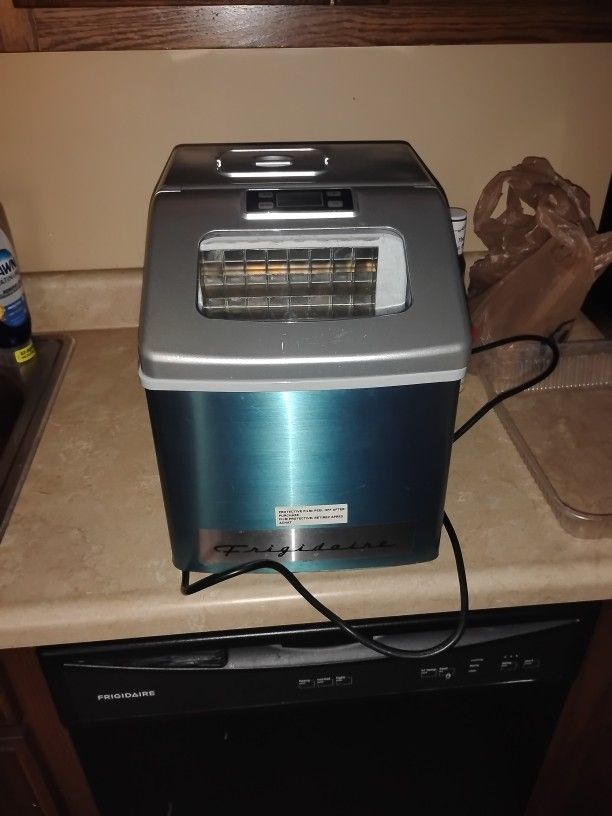 Ice Maker