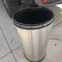 Kitchen Trash Can No Lid 