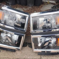 2015 Chevrolet Silverado 1500 Headlights