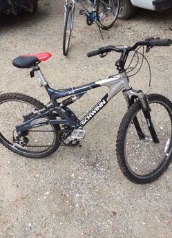 S25 SCHWINN SHIMANO EQUIPPED for Sale in Bethel, CT OfferUp