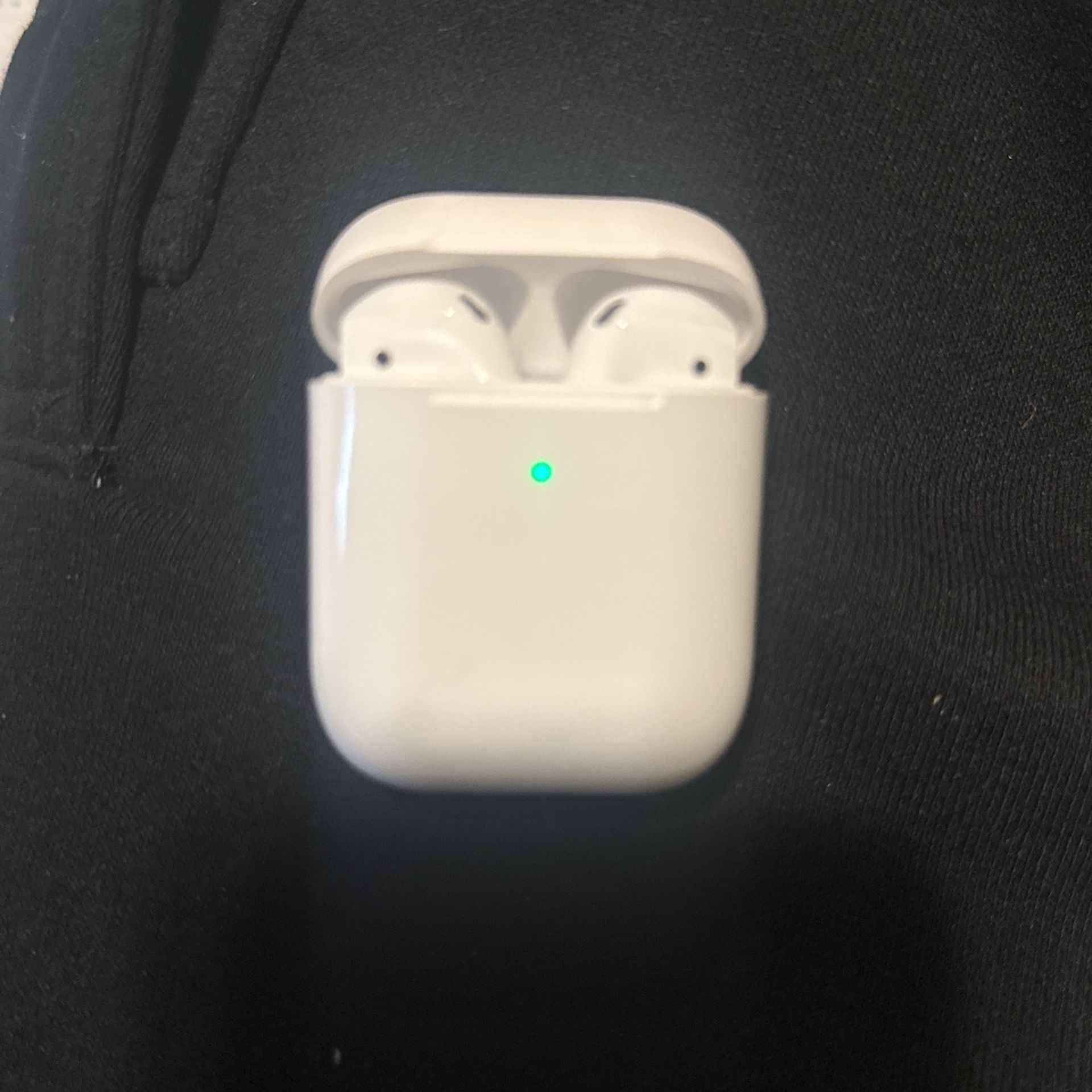 AirPod Gen 2