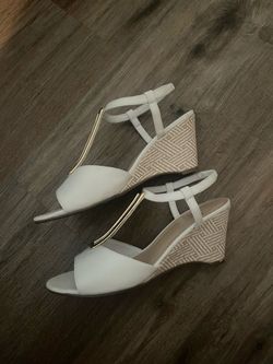 Women’s Shoes