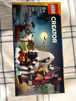 Scary Pirate Island Lego