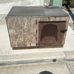 Free Dog House