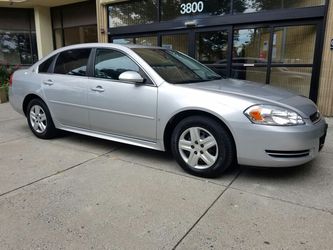 MUST SELL TODAY! 2009 CHEVY IMPALA MINT!