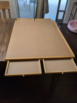Puzzle Table