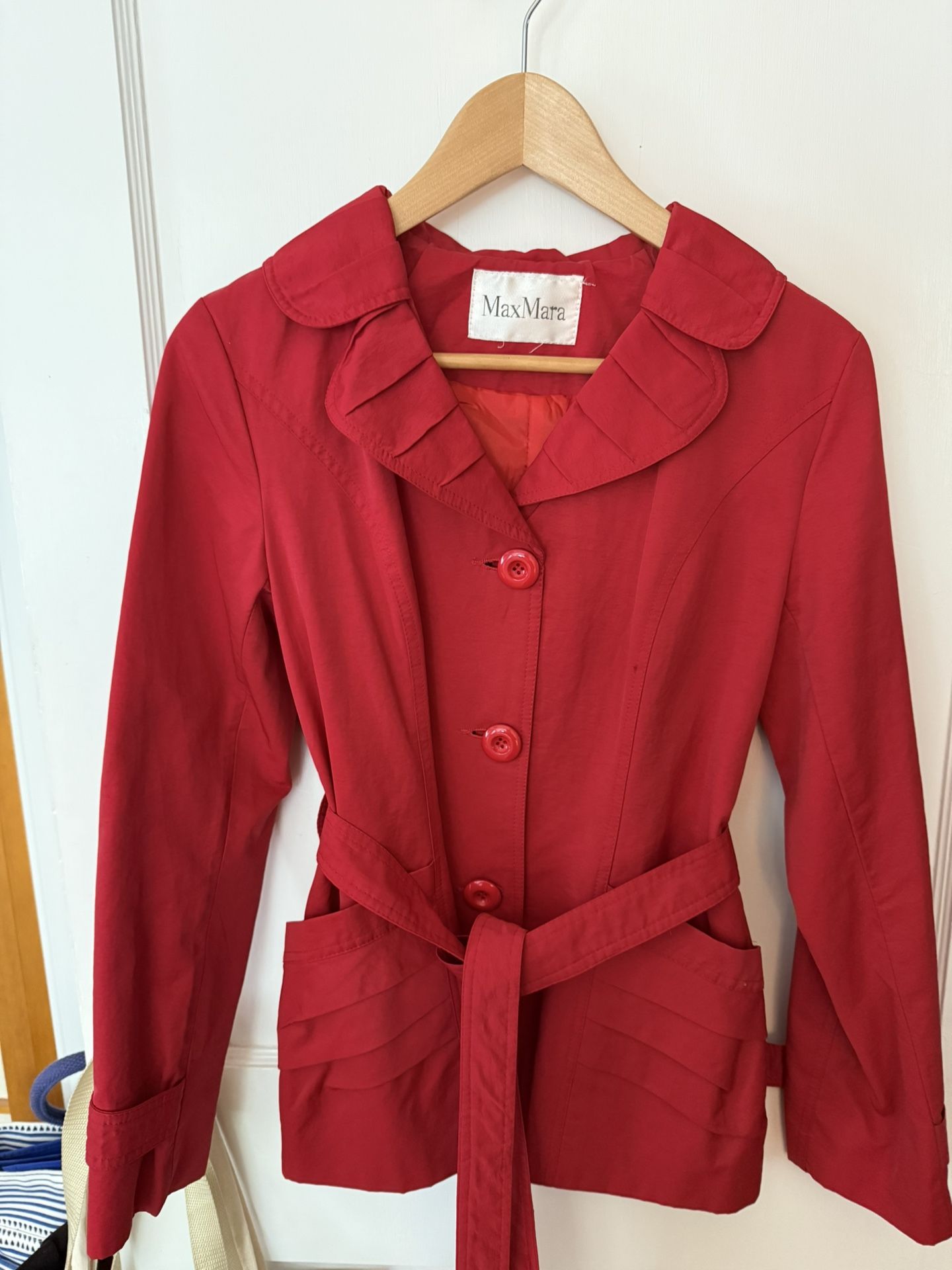 Super cute extra-small Max Mara rain jacket