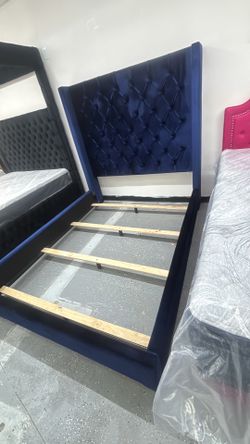 Bed Frame Queen Blue 🤓🔥😍😘📍✨