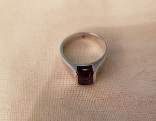 Amethyst Silver Ring Sz 7