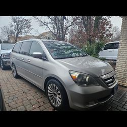 2007 Honda Odessey Touring Mini Van