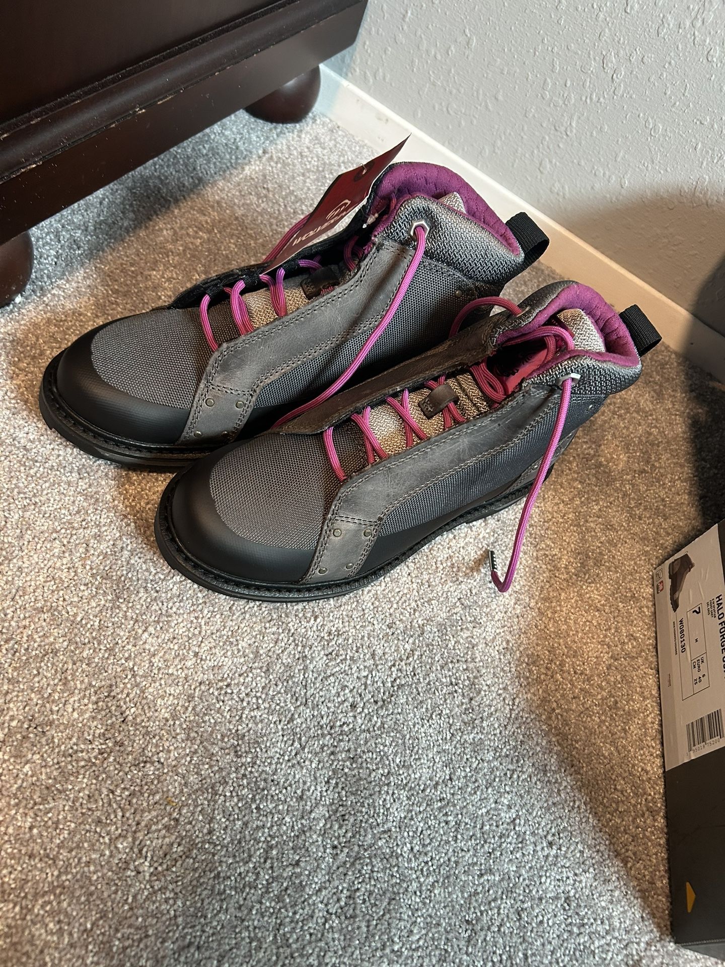 Wolverine Halo Forge USPR ‘Frost Grey’ Limited Edition. Size Men’s 7