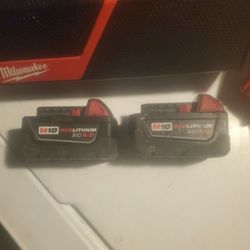 2 Milwaukee Batteries