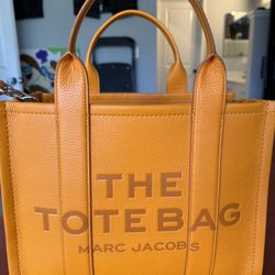Marc Jacob’s Tote Bag Large 