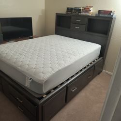 Queen pedestal bed with mattress