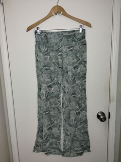 O'NEILL Juniors Size Large Green White Palm Printed Beachy Flowy Stretch Pants