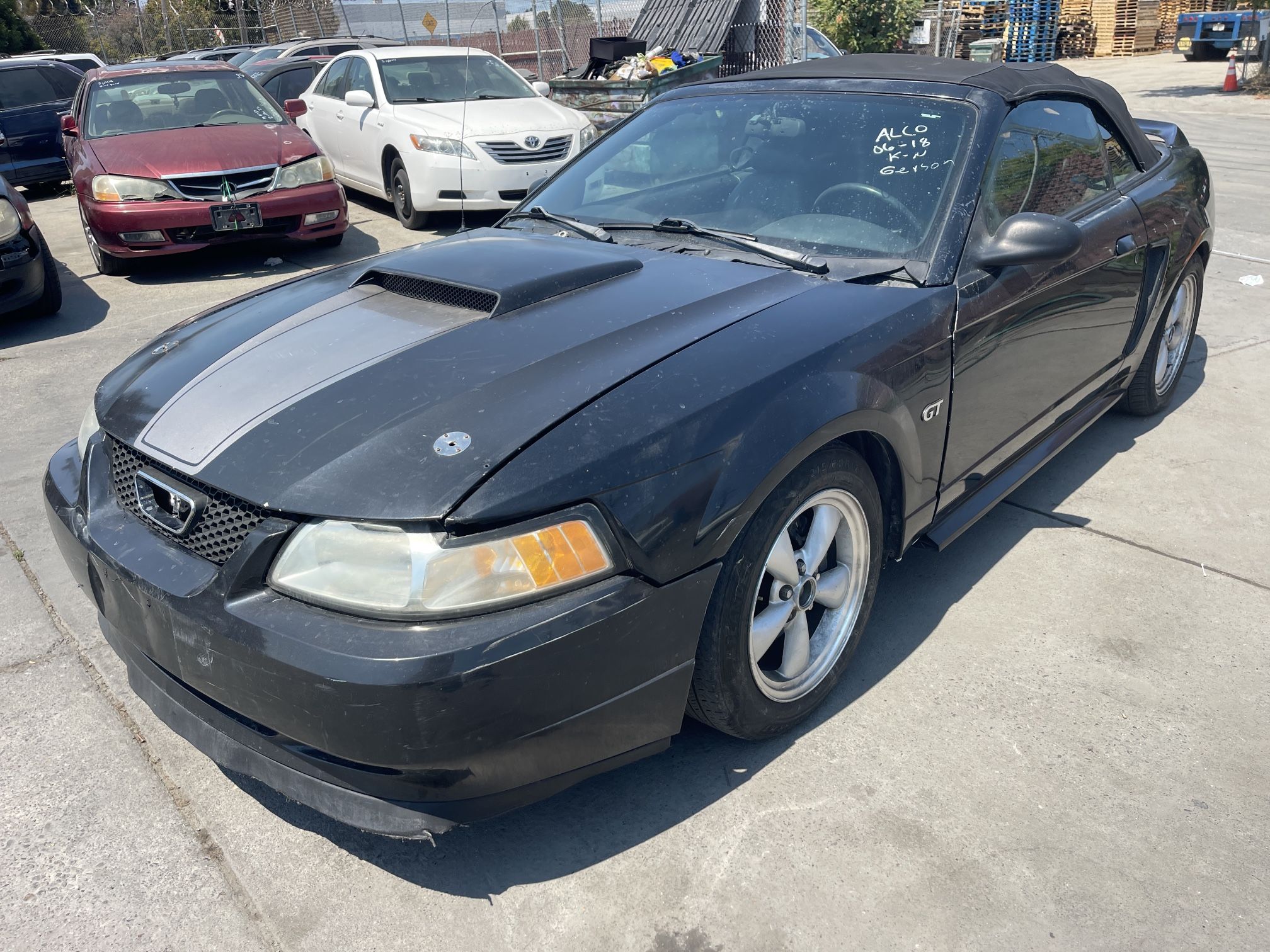 2000 Ford Mustang