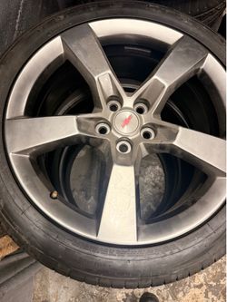 One Camaro rim R20