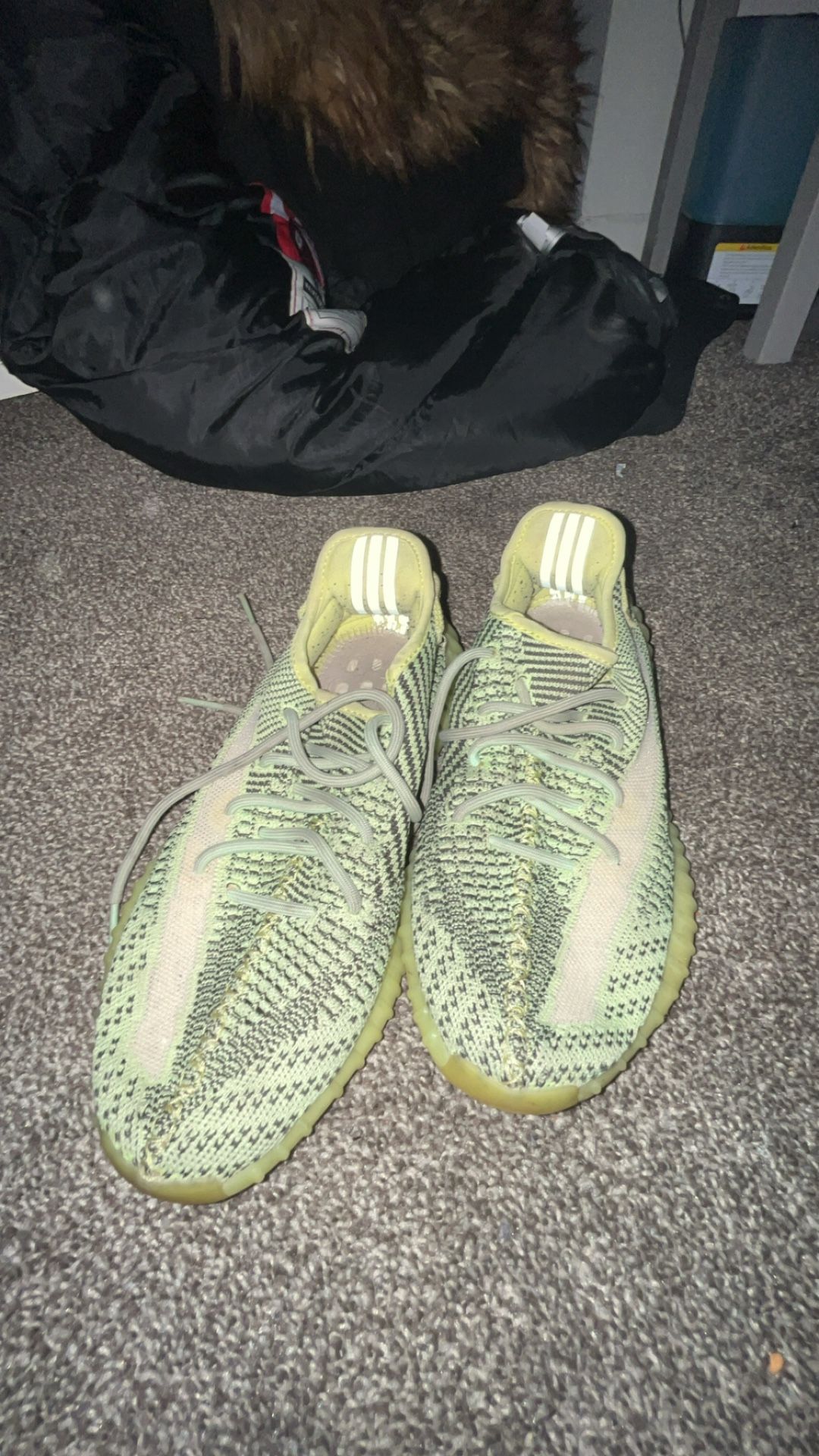 Yeezy Boost 350 V2 Size 8